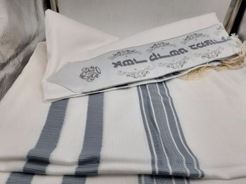 טלית כותנה פסים בצבע אפור