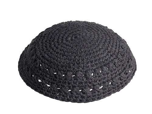 כיפה סרוגה 15 ס"מ שחור מחורר | Knitted Kippah 15 cm- Black