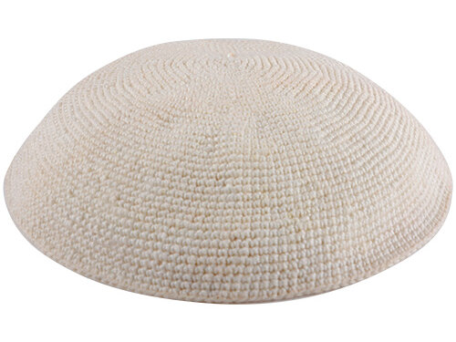 כיפה ד.מ.צ. לבן 15 ס"מ | Knitted D.m.c Kippah 15cm - White